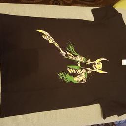 Schwarzes T-Shirt Größe S
100% Baumwolle
Motiv: Loki