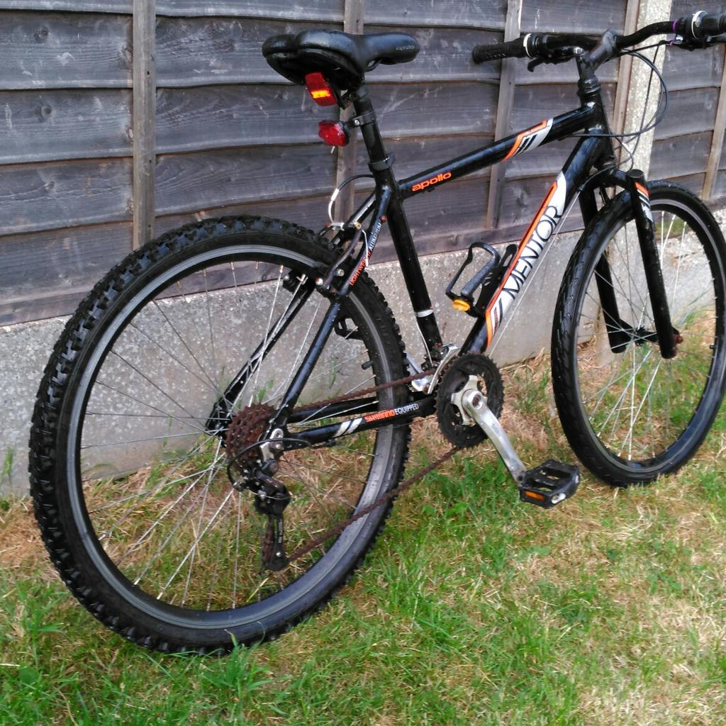 Mens Apollo mountain bike in Southend-on-Sea for £40.00 for sale | Shpock