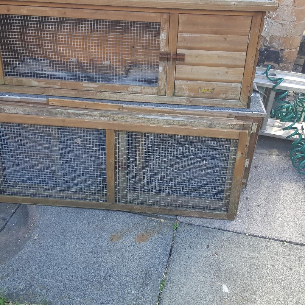 Rabbit hutches in B64 Dudley for £30.00 for sale Shpock