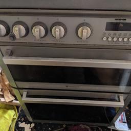 Silver gas cooker, good condition just needs a clean.

Collection only.