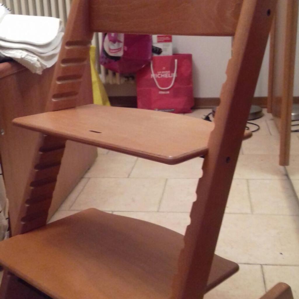 Vassoio Per Seggiolone Stokke Tripp Trapp – Design Ergonomic Curvo, Senza BPA, Facile Da Pulire, Compatibile Con Versione V2 E Successive
