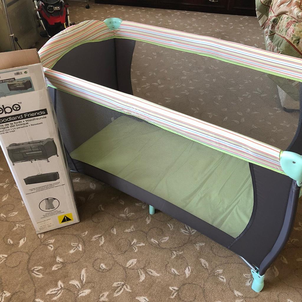 Zobo store travel cot