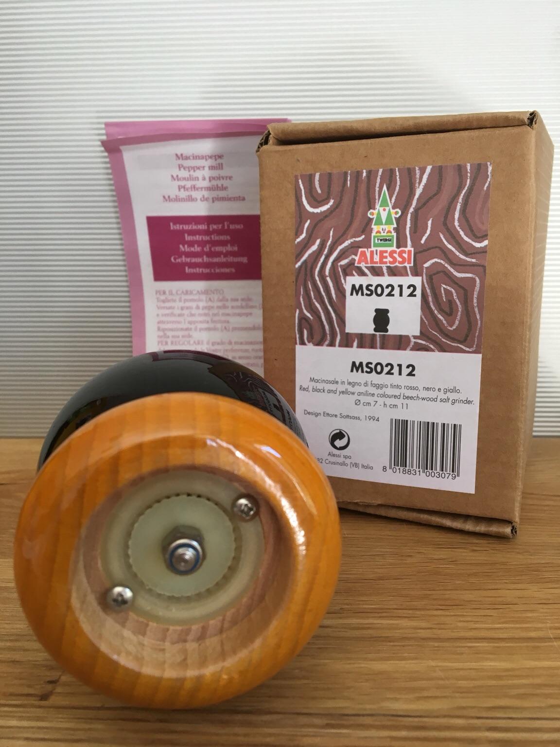 Macinasale In Legno Di Faggio E Ceramica: Il Tocco Green Per La Tua Cucina