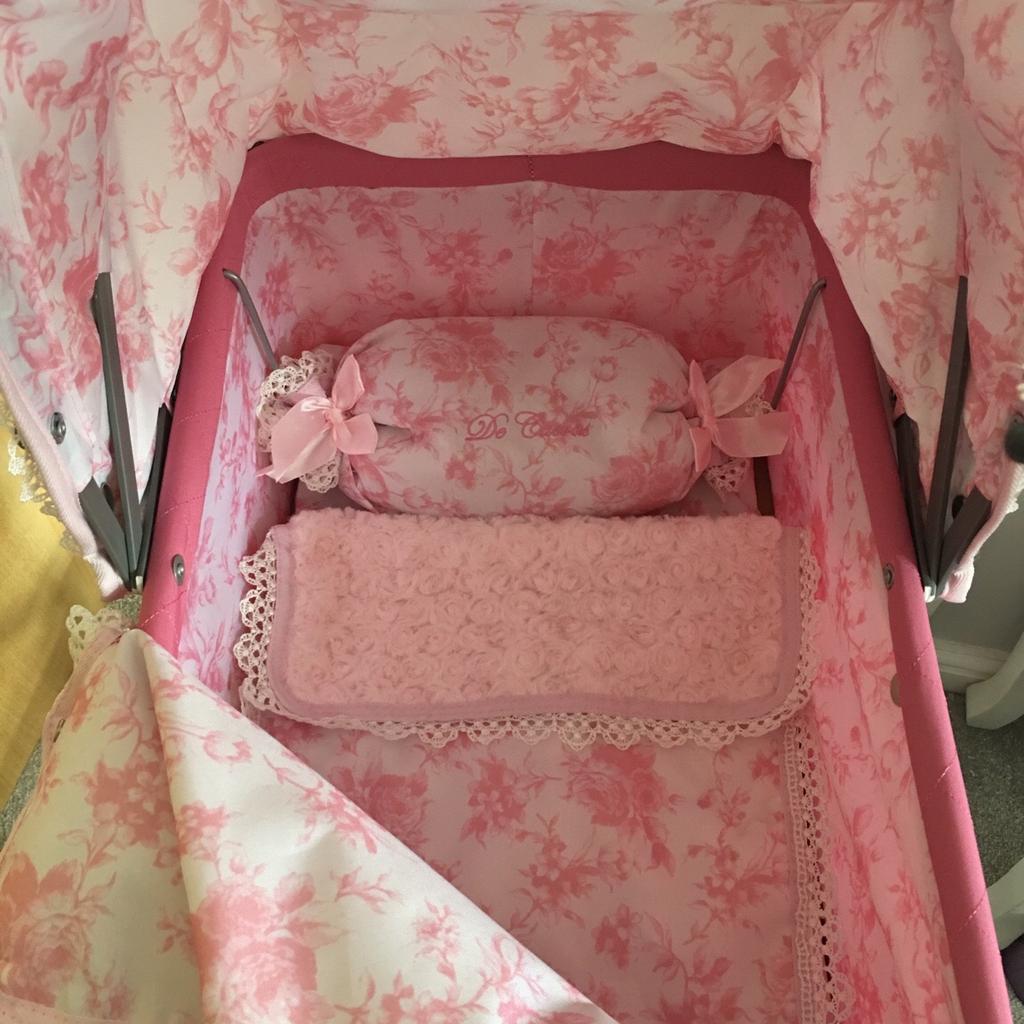 Jose cuevas outlet dolls pram