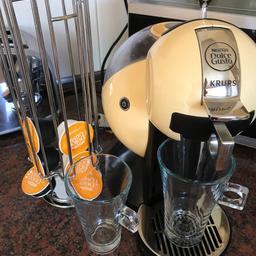 Lovely coffee maker with 2 glass cups, rotating stand for pods and 3 latte pods.