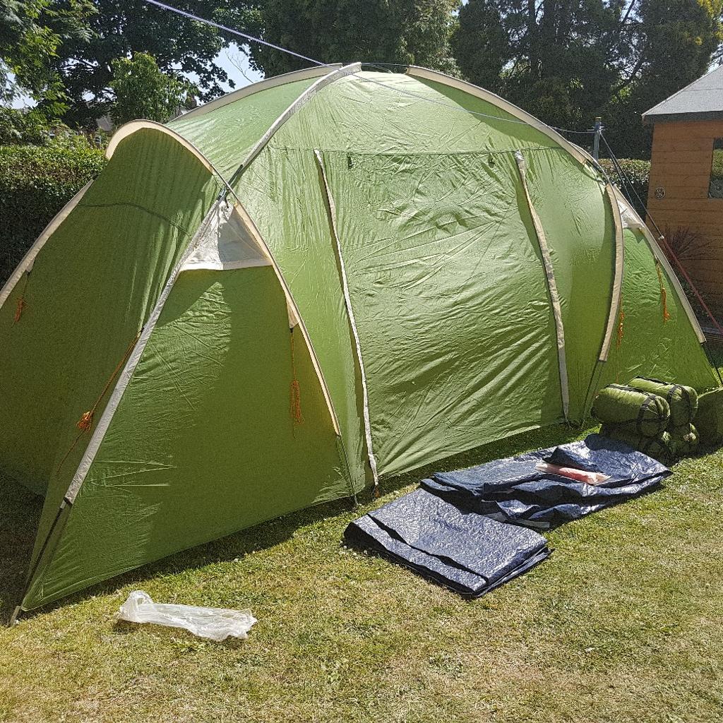 Halfords deluxe family tent in ST5Lyme for £35.00 for sale Shpock