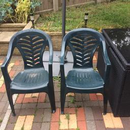2 x green garden chairs, used good condition