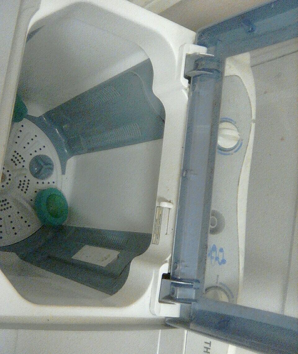 Thompson X101 Twin tub washing machine. in BB2 Pleasington for £40.00