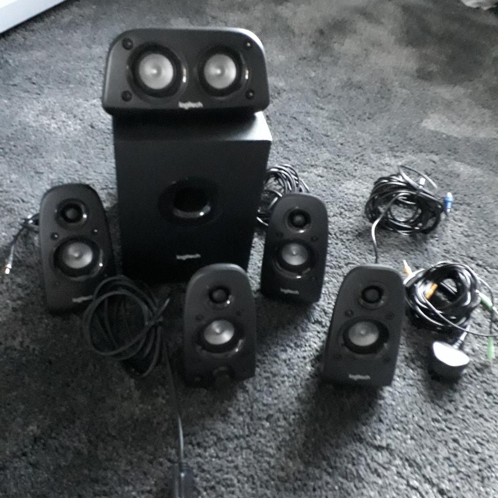 Surround sound tv in SM5 Sutton for £30.00 for sale Shpock