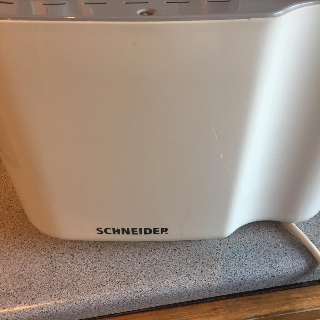 Schneider Bread Maker in GU34 East Hampshire for 5.00 for sale