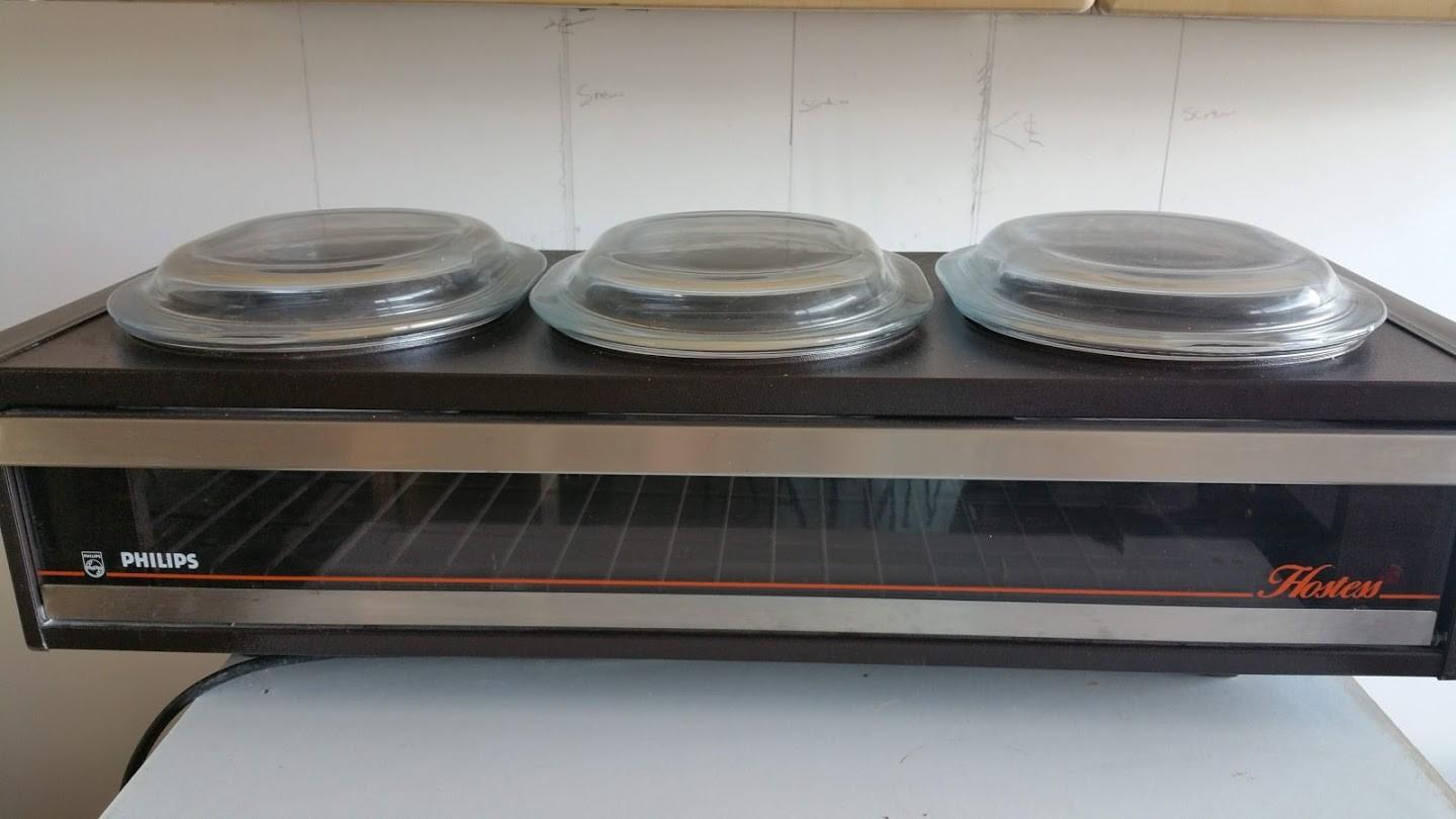 Philips Hostess Table Top Food Warmer 240v in S2 Sheffield for £22.00