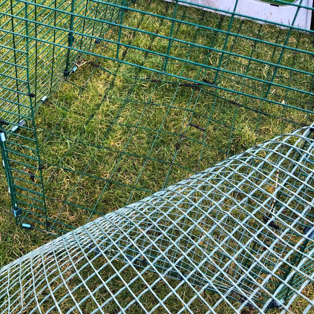 Omlet Eglu Chicken/rabbit coop/hutch and run in B63 Dudley for £170.00