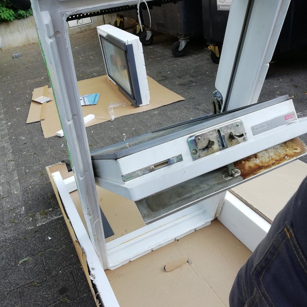 Gebrauchte Velux Schwingfenster VU Y23 0059 in 65479 Raunheim für 99,00