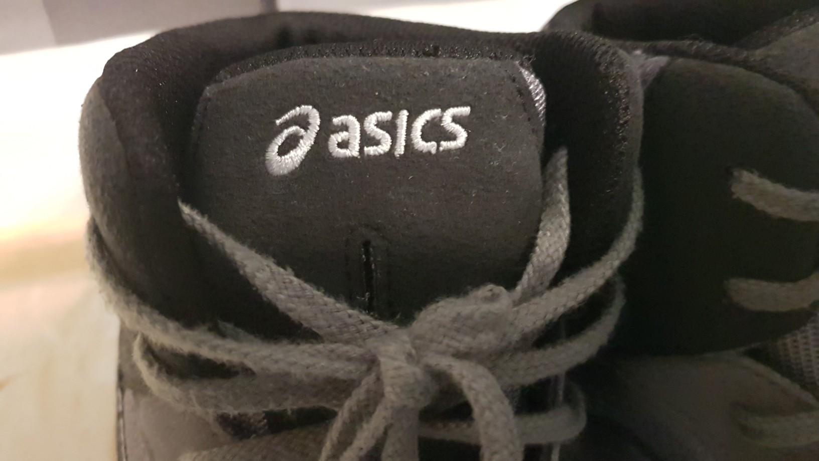 asics cumulus 42.5