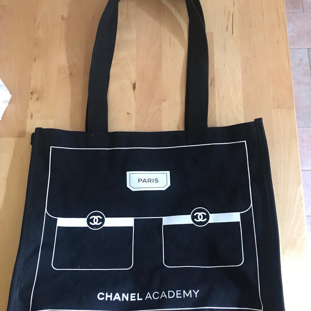 Chanel discount academy bag