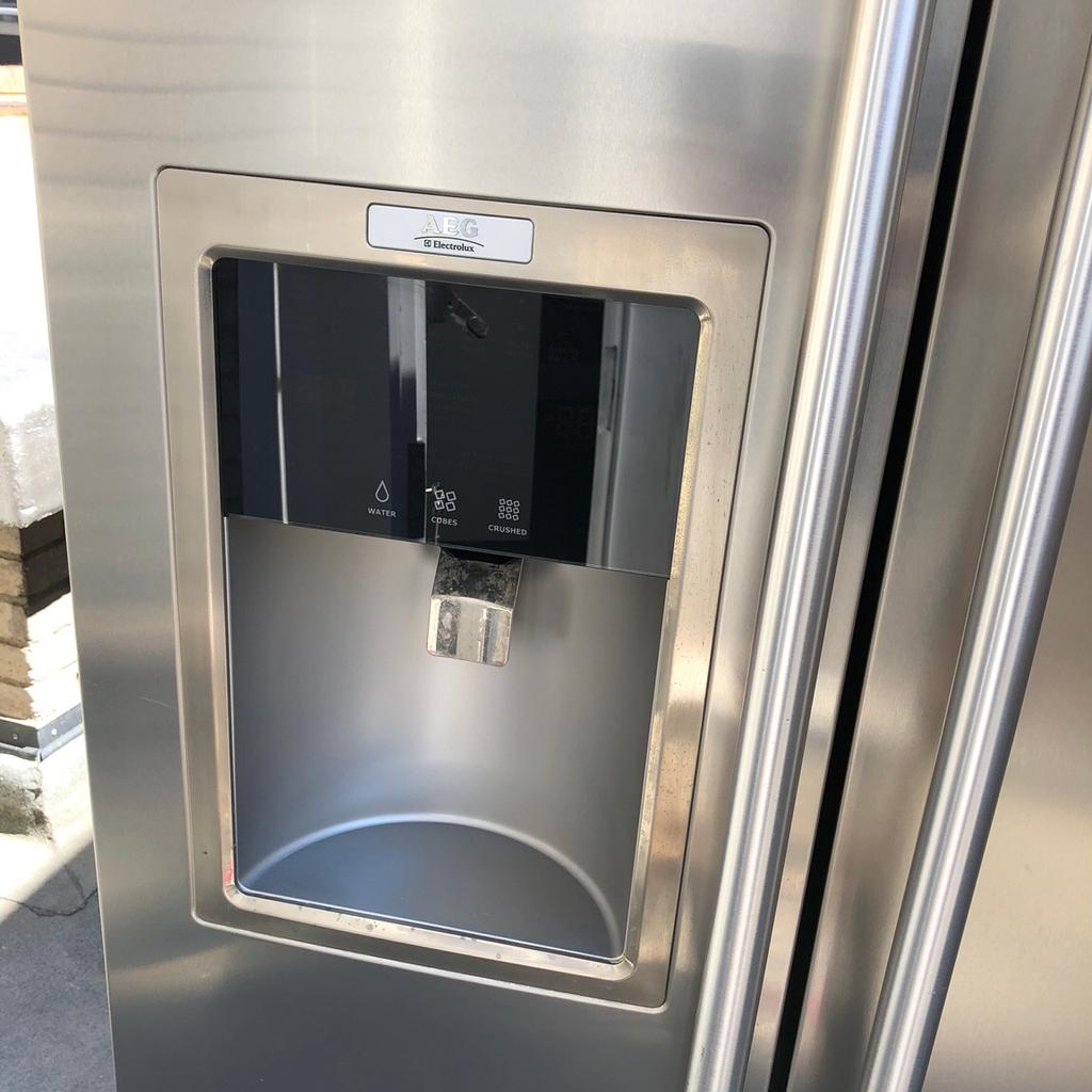 aeg-american-fridge-freezer-stainless-steel-in-tw9-london-for-499-00