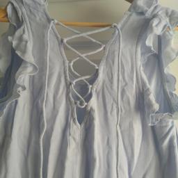 nice and delicate dress.size 10/12