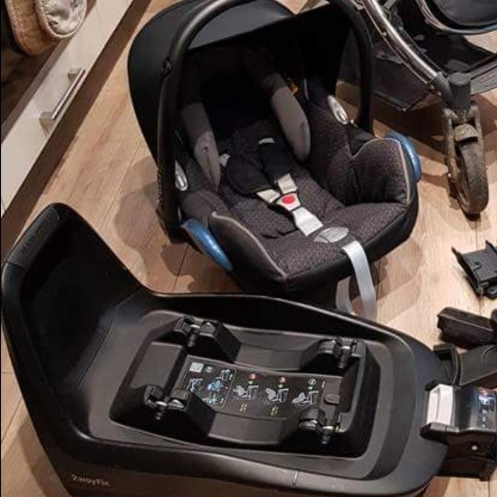 Maxi cosi 2 way isofix base and car seat in HD3 Kirklees for £100.00