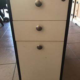 3 draw filing cabinet no key on wheels ask any questions
