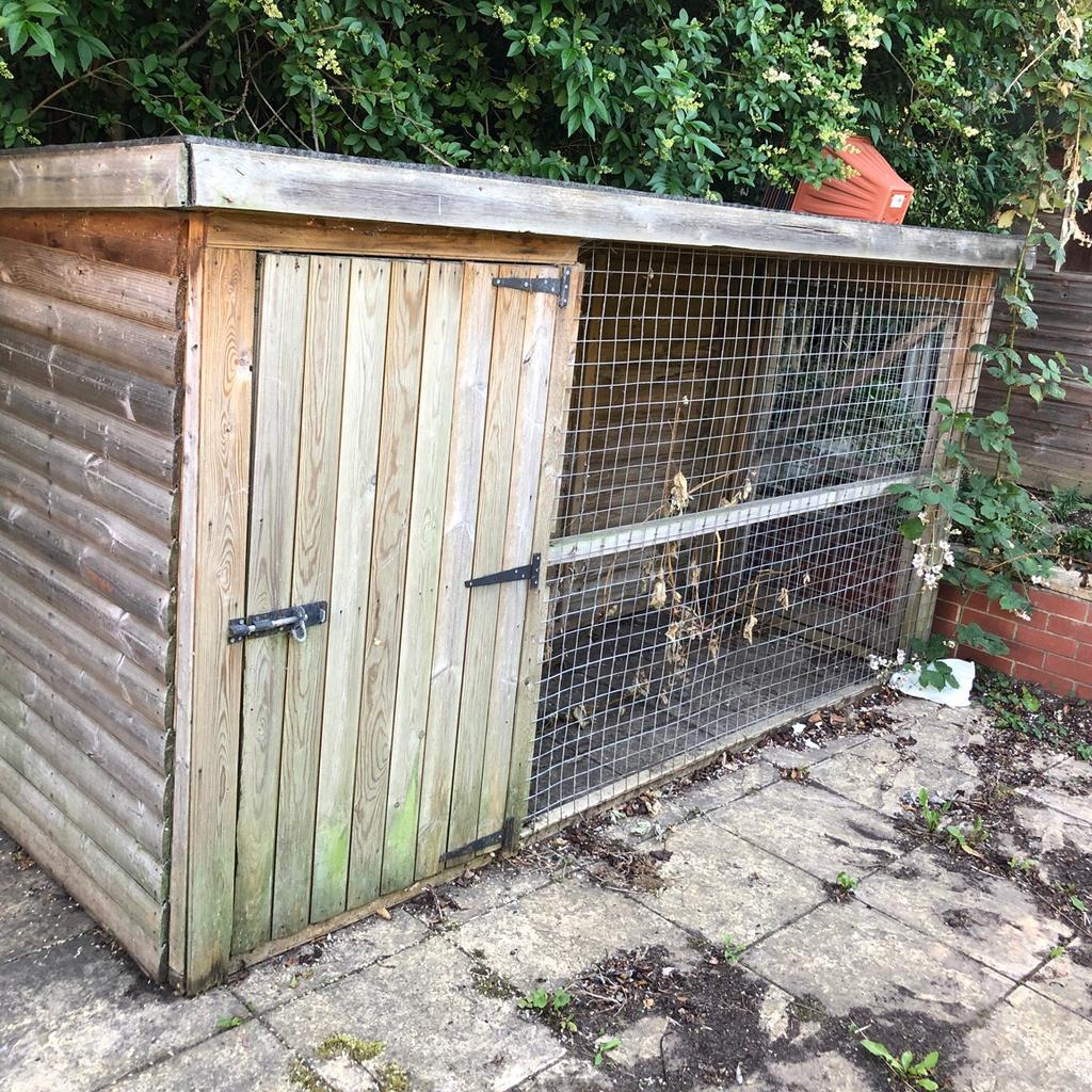 Dog kennel and run in S9 Sheffield für £ 100,00 zum Verkauf Shpock AT