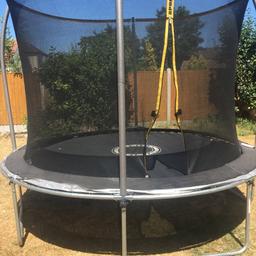 10ft trampoline good condition with closing enclosure