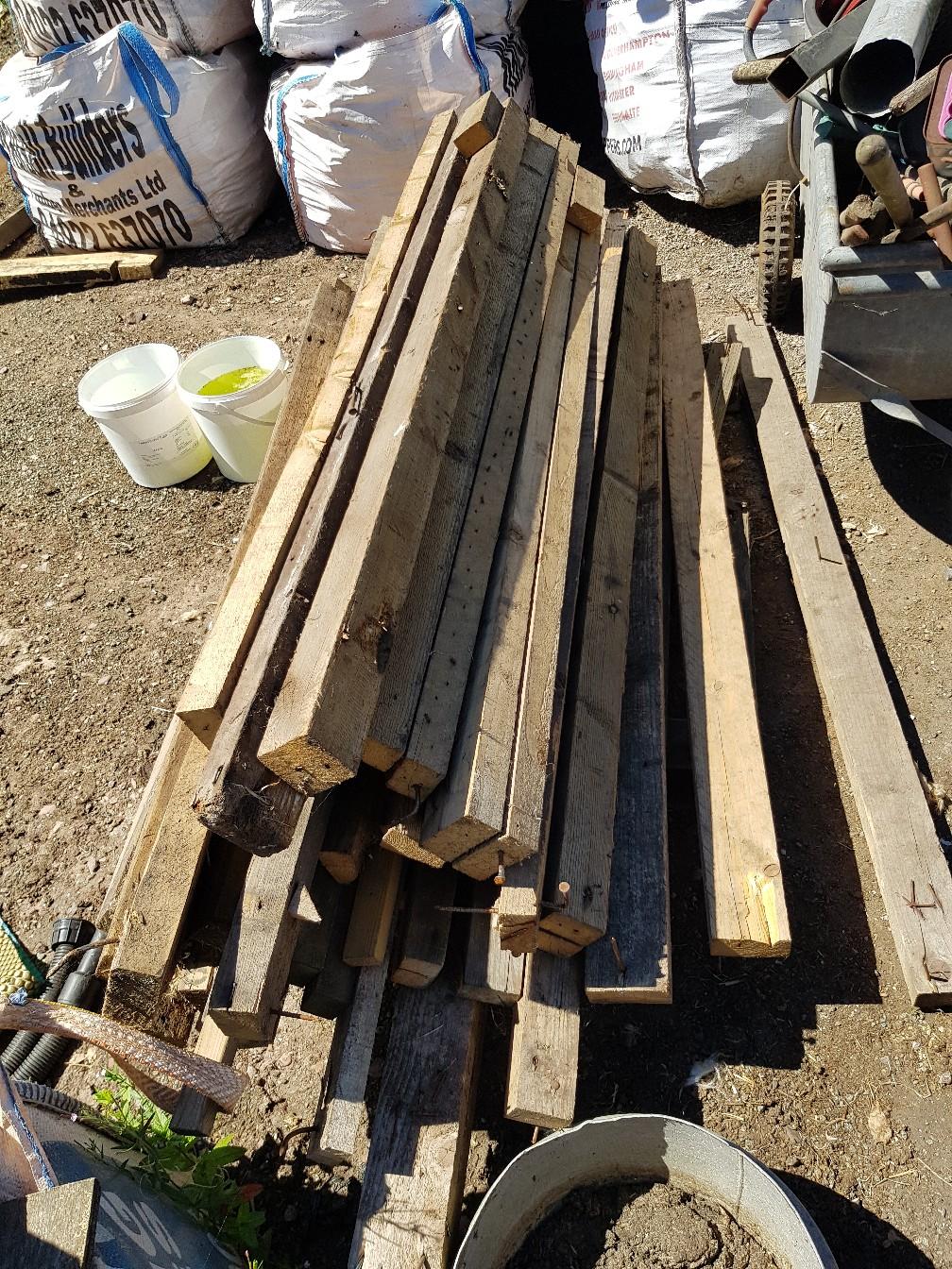 1 pallet load of 3x2 and 4x2 timber in South Staffordshire für £ 30,00 ...