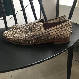 These are a pair of men’s louboutins size 9 uk. They have been well worn but all studs intact and with some TLC could come up well. These were purchased for £1200 and selling here for £50 as need to get rid of them.
