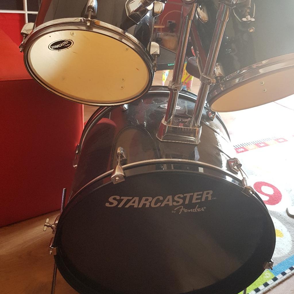 starcaster drum kit