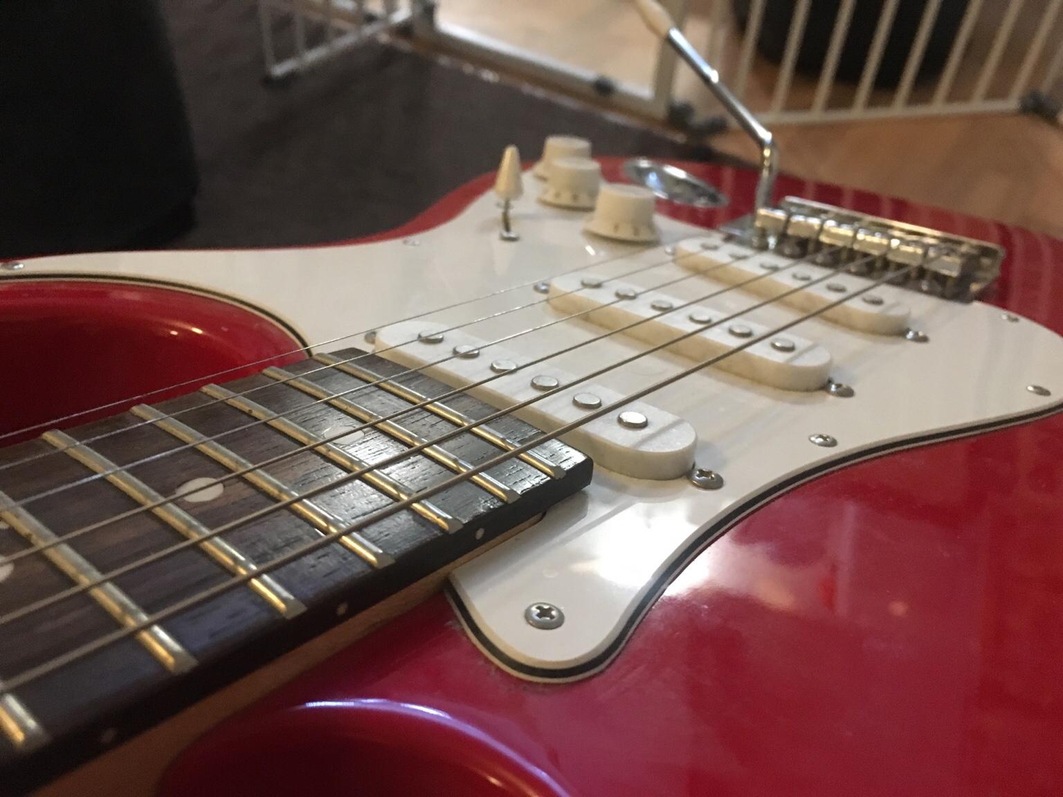 Stratocaster Electric Guitar Jam Mate UG1 in TW3 London for £50.00 for