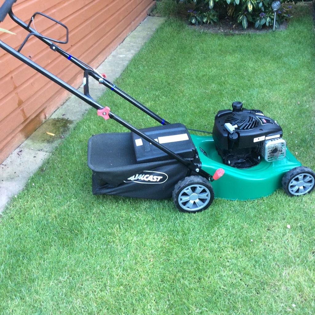 Qualcast 450e petrol discount lawnmower