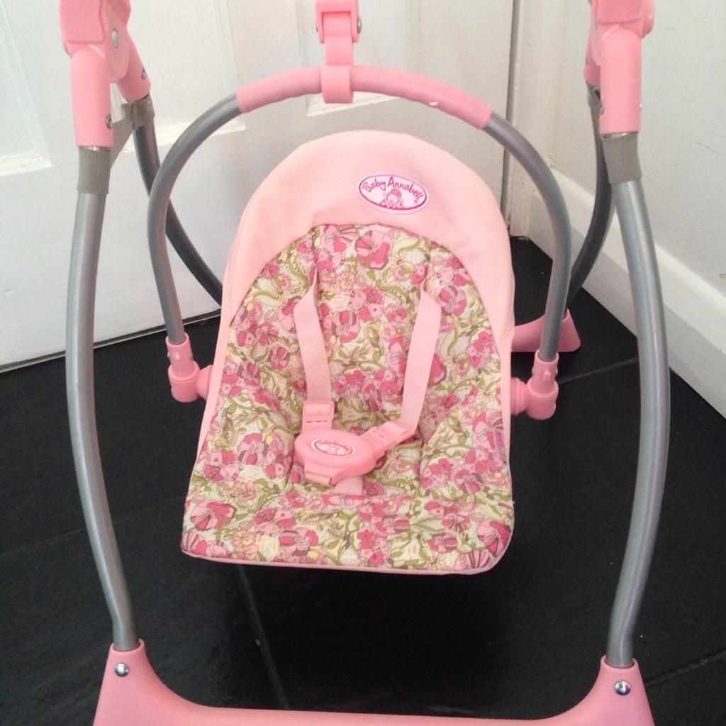 Baby Annabell Dolls Swing Chair in E17 London Borough of Redbridge fur 12 00 zum Verkauf Shpock AT