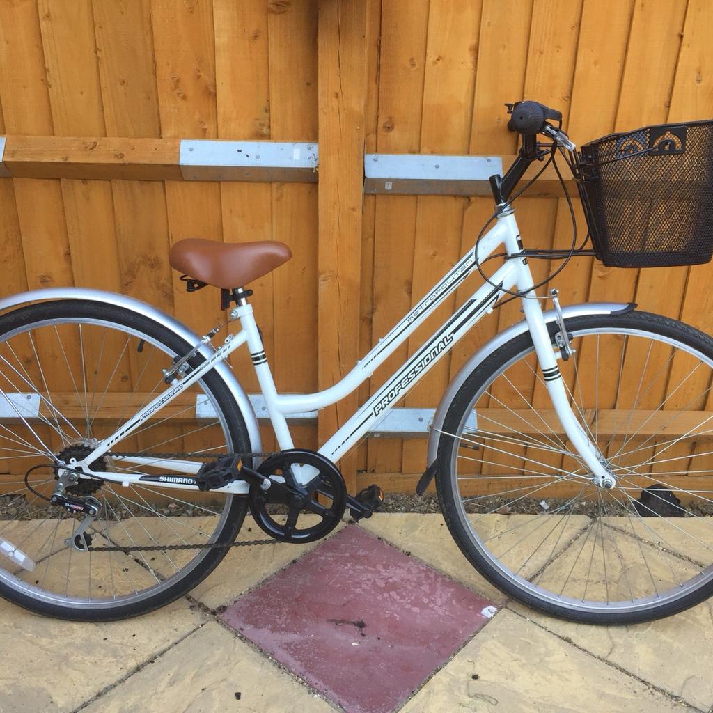 Metropolitan Professional White 16