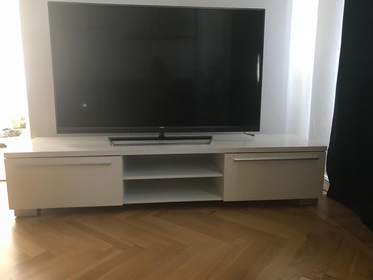 Tv bänk i vit högglans in 214 33 Malmö for SEK 400.00 for sale | Shpock