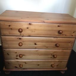 Set of pine drawers very good condition