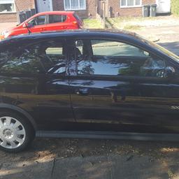 2006 Corsa for sale. Very good runner. Starts first time. Great on petrol and MOT. Great for firat car. Selling due to upgrade. Only age related marks