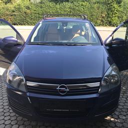 Verkaufe Opel Astra wegen neue Anschaffung!!! 

Baujahr: 2005
Leader Ausstattung 
Km stand: 178572