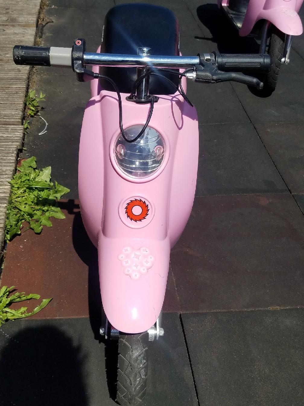 Razor Pocket Mod Bella Pink Electric Scooter in E6 Newham for £100.00 ...