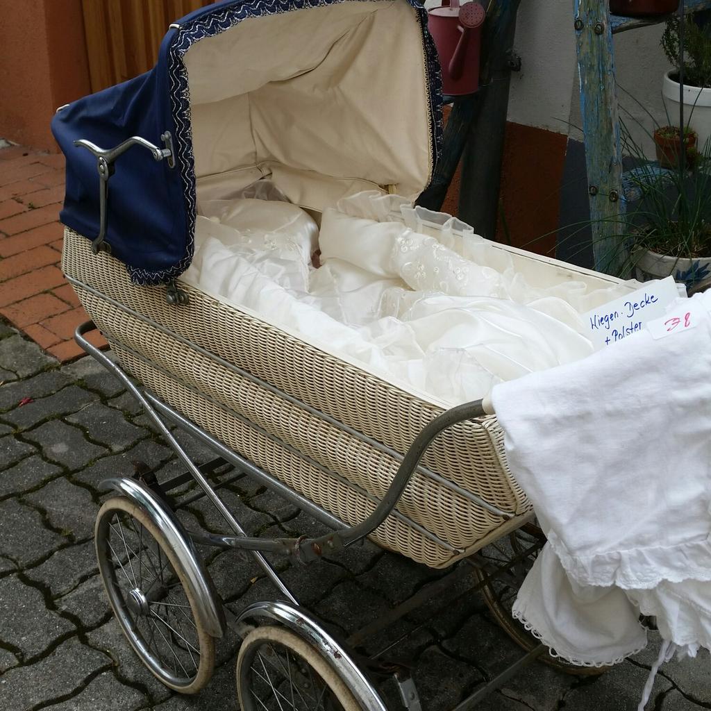 Kinderwagen 60er Jahre in 2483 Gemeinde Ebreichsdorf fr 110,00  zum  Verkauf | Shpock DE