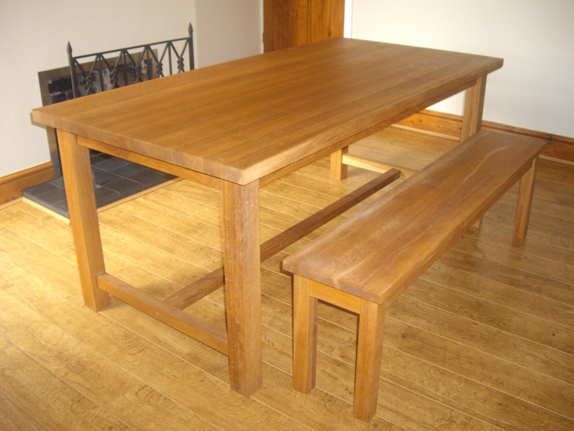 Laura Ashley solid oak table & bench in B17 Birmingham for £100.00 for