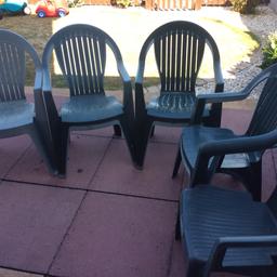 5 garden chairs been left outside so some discoloured but no cracks £10 for al 5 -dy5 area