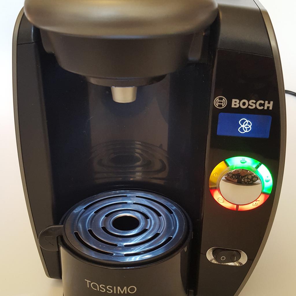 Bosch TASSIMO T65 TAS6515UC multi beverage in B69 Sandwell for £24.00