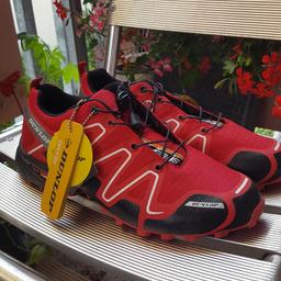 Verkaufe niegetragene Schuhe von Dunlop in rot. Größe 42

Versand und Selbstabholer möglich