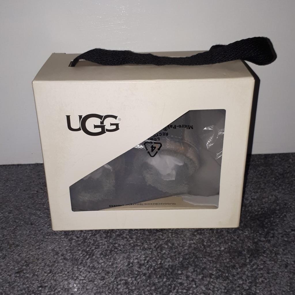 Ugg hot sale bixbee camo