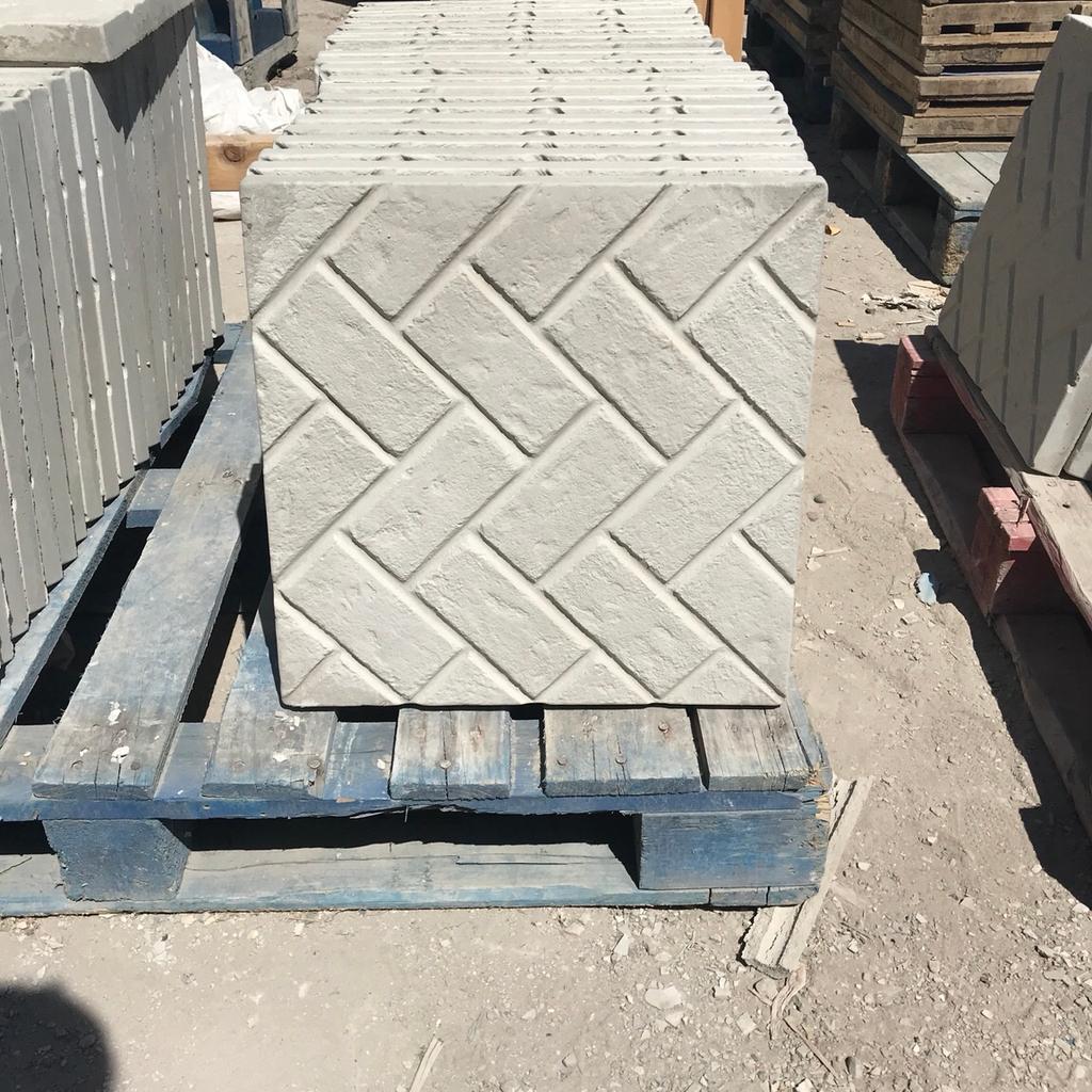 Herringbone style concrete Paving slabs in S4 Sheffield für £ 2,50 zum