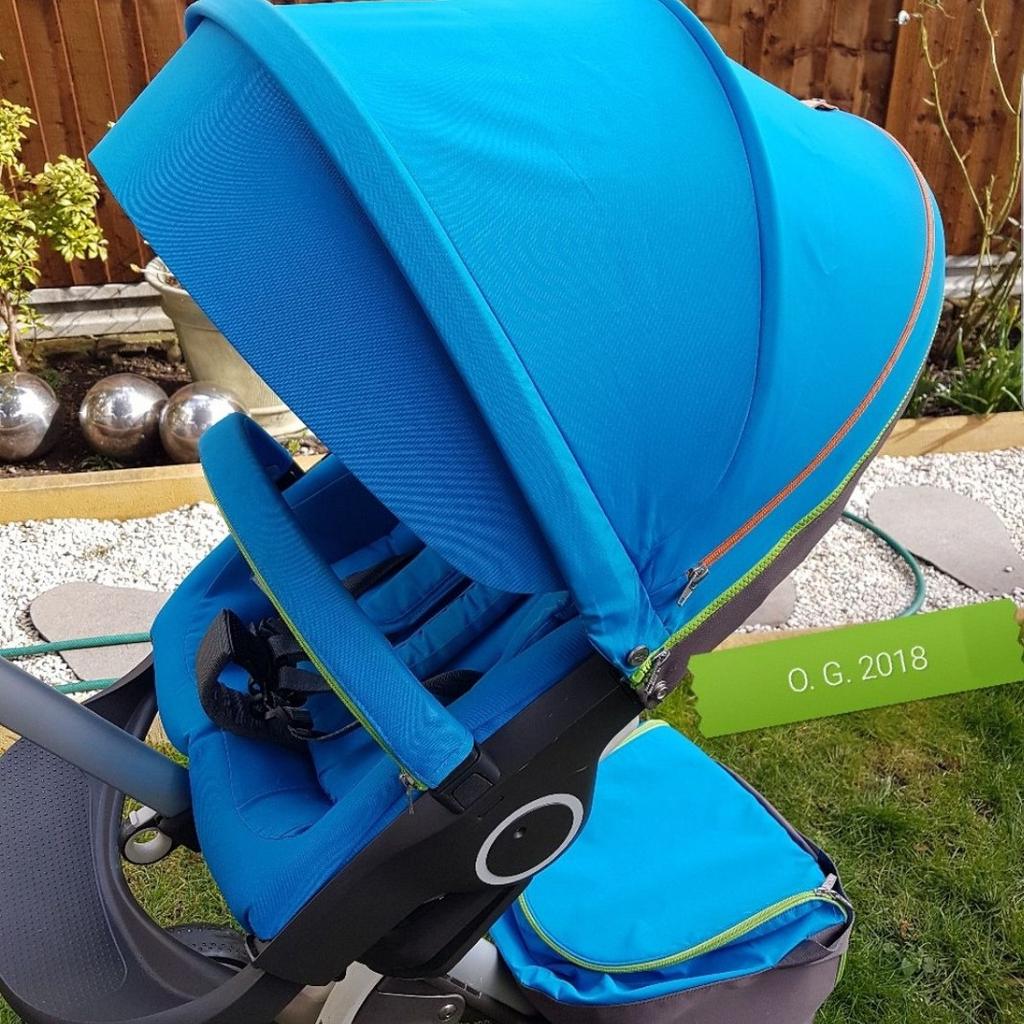 Stokke Xplory V4 Urban Blue limited edition in EC2R London for £320.00