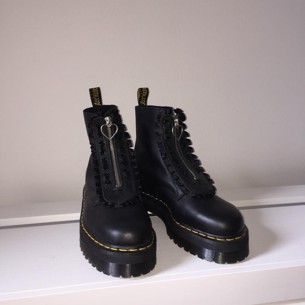 Dr martens 42 clearance gebraucht