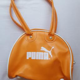 Verkaufe orangene Handtasche von Puma.