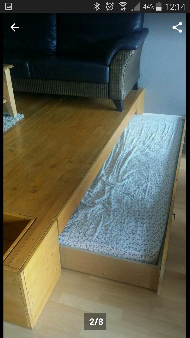 Podest rustikal mit Ausziehbett und viel Sta in 50765 Köln für 222,00 € zum  Verkauf