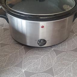 Slow cooker vgc just don't use it anymore
Moira area
