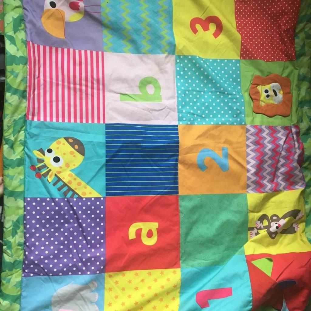 Play mat (large) in Wolverhampton für gratis zum Verkauf Shpock AT